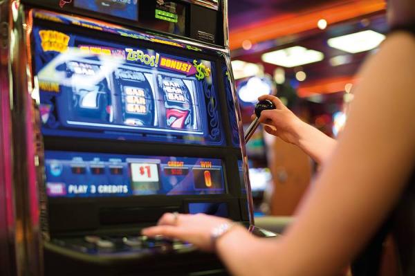 Slot Machine on Carnival Cruise Line