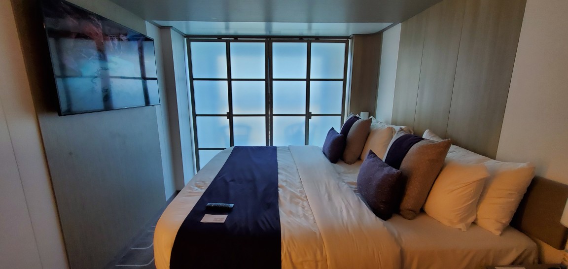 Frosted Bifold Dors in Infinite Verandah Rooms on Celebrity Edge